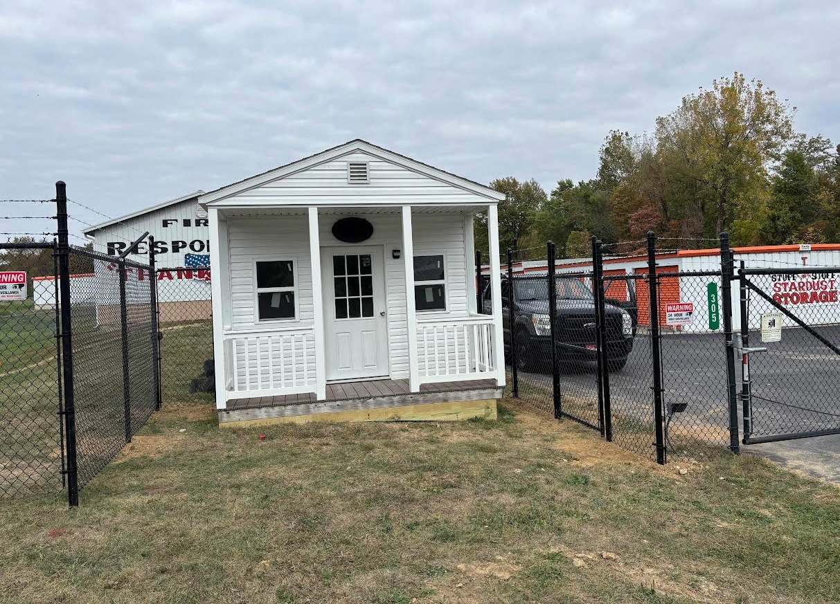 Cloverdale Self Storage 24 Hour Rental & Payment Station